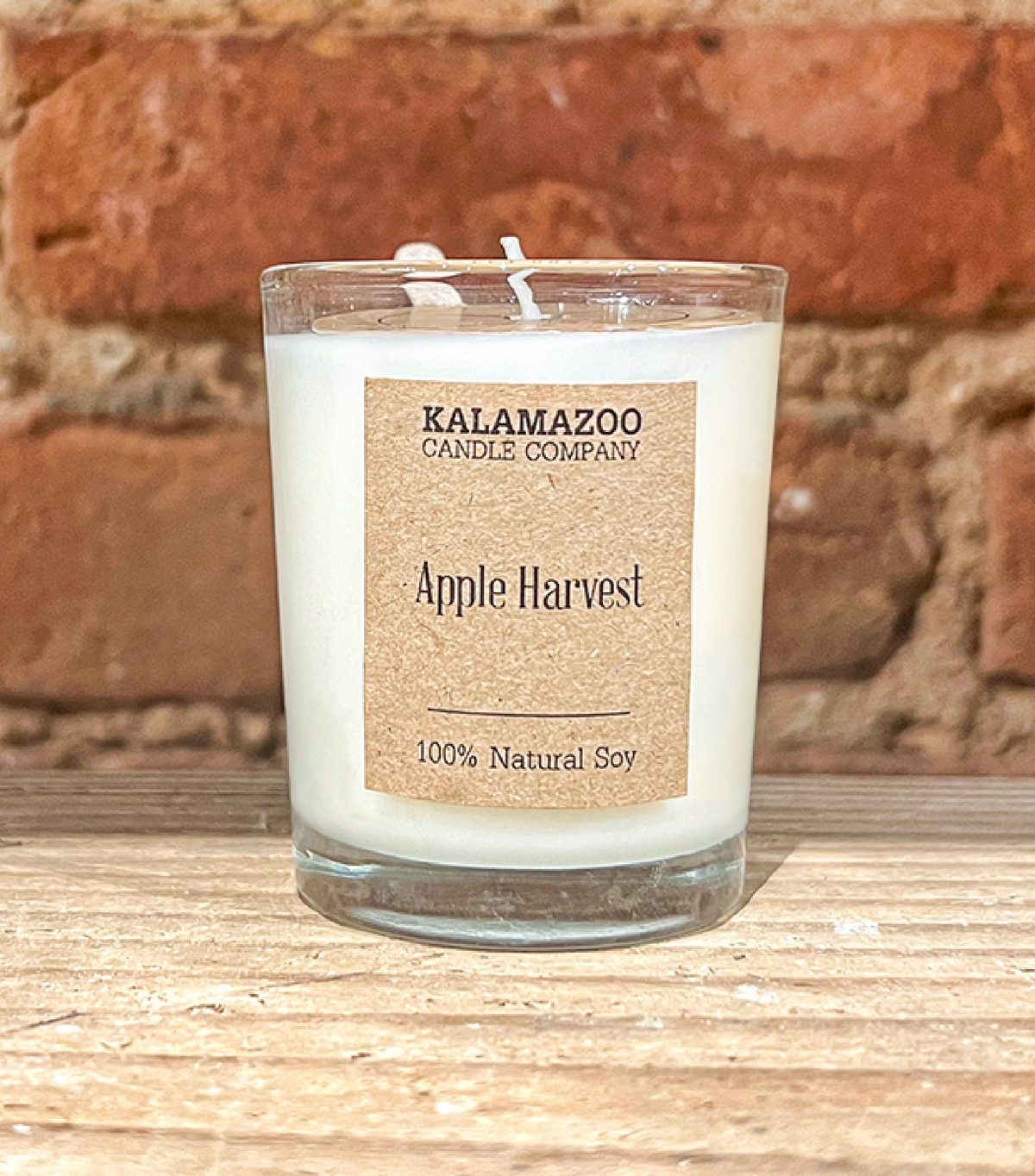 Crisp, tart Michigan apples are the star in this fall classic; brightened with orange zest, deepened by smooth vanilla, and sprinkled with autumn spiced caramelized sugar. Made In Kalamazoo, MI USA.