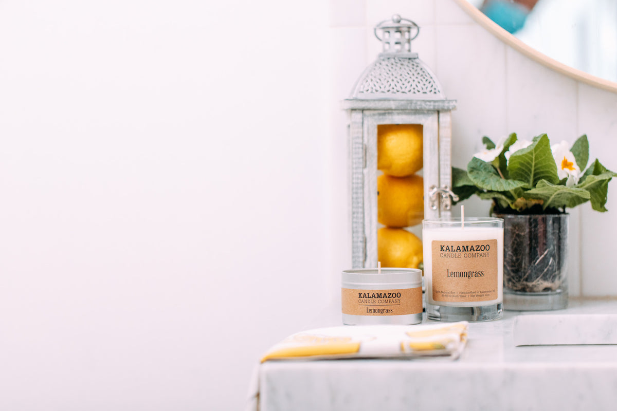 Lemongrass Candle and Candle Tin with lemons